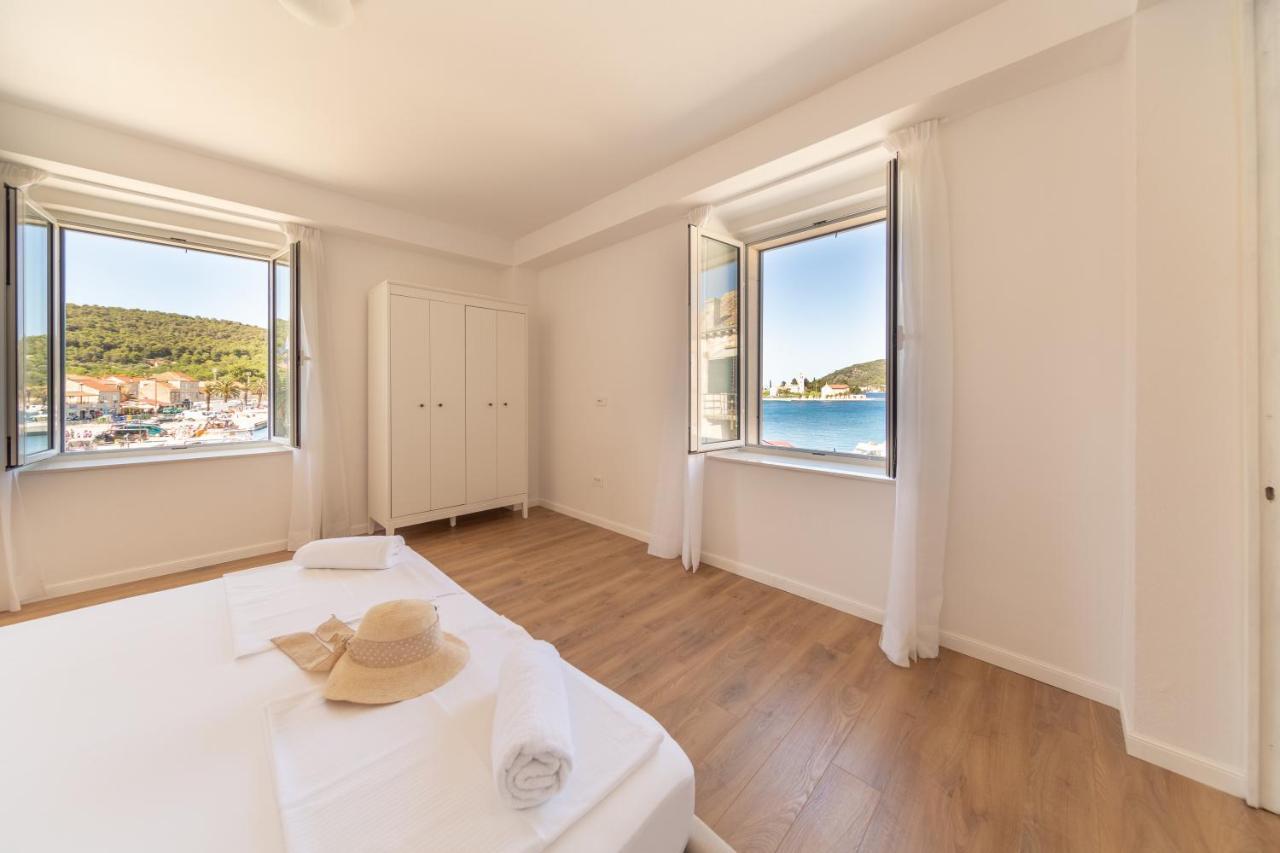 Central Seaside Residence Vis Exterior foto